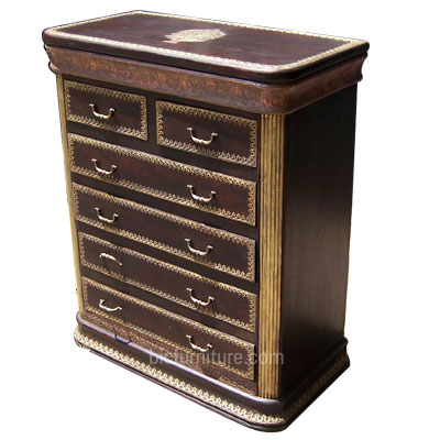 Wooden Chest of Drawers .2